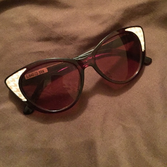 Betsey Johnson sunglasses