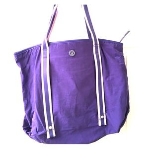 LuLu Lemon Large Purple Bag