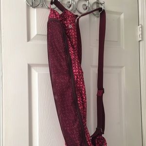 Brand new LuluLemon Yoga Bag (pink)