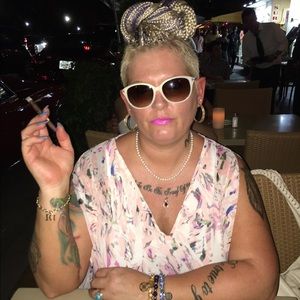 Meet your Posher, Lisa