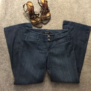 Great pair of jeans!