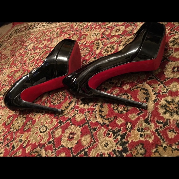 Christian Louboutin Bianca Heels - Picture 2 of 4