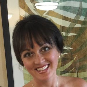 Meet your Posher, Dana