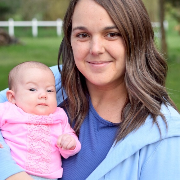 Meet your Posher, Cami