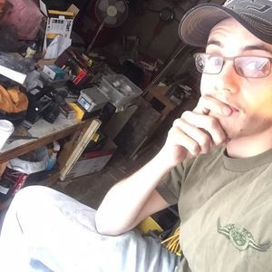 Meet your Posher, Adam