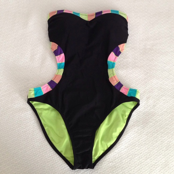 Jessica Simpson Monokini