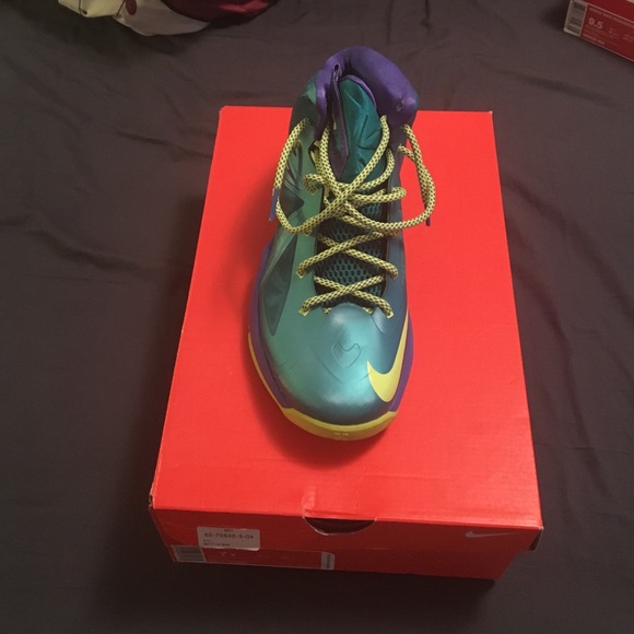 Lebron Xl