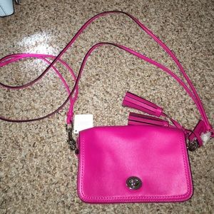 Coach purse (NEVER USED!!)