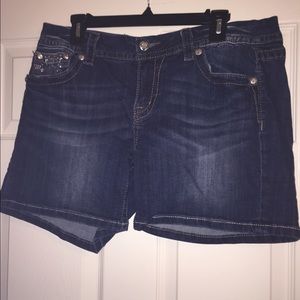 Miss Me Easy Cuffed Stretch Shorts