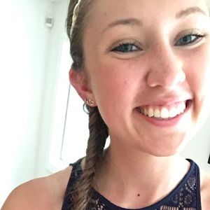 Meet your Posher, Kelsey