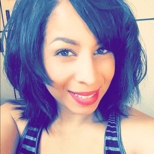 Meet your Posher, Faye