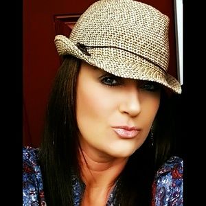 Meet your Posher, Paige