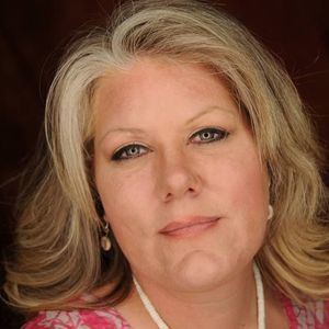 Meet your Posher, Cheryl-dustin