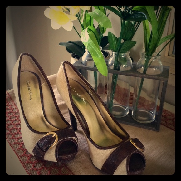 Charlotte Russe Size 7 Peep Toe high heels
