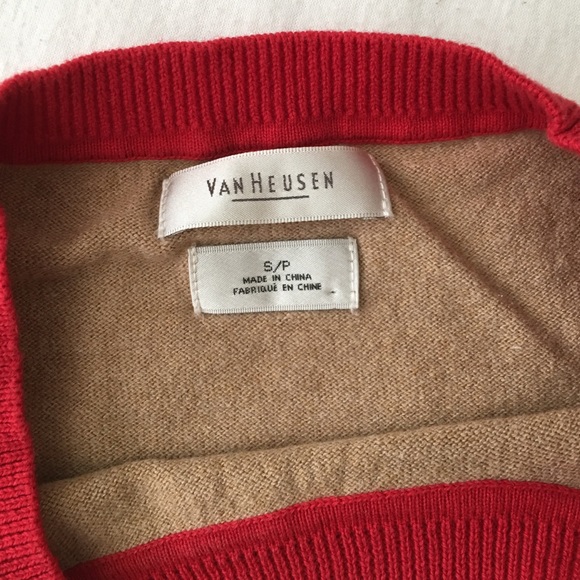 Van Heusen Sweater - Picture 2 of 2