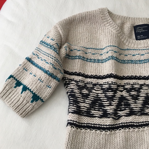 American Eagle Sweater - Picture 2 of 4