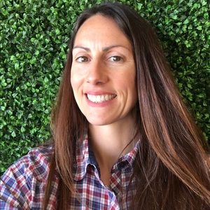 Meet your Posher, Carissa