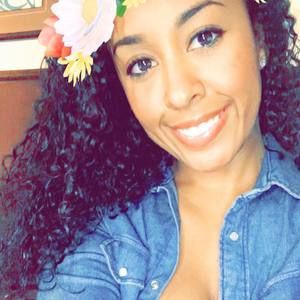 Meet your Posher, Tiera