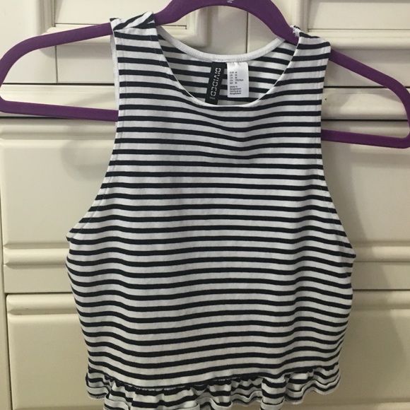 Crop top tank top
