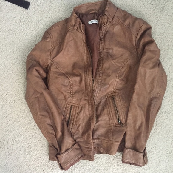 📍SOLD 📍 Brown leather jacket