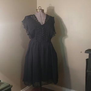 (NWT) Navy Blue dress with adorable lace detailing