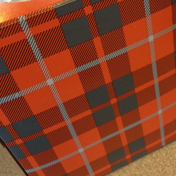 Meet your Posher, Sheri - Picture 1 of 1