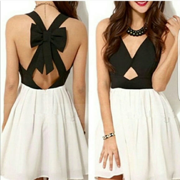 Dresses & Skirts - Super cute dress size xl