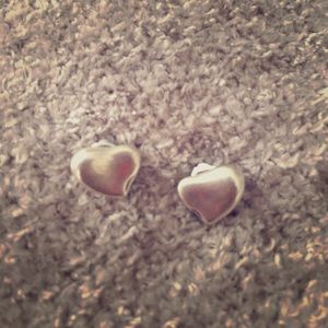 Tiffany Elsa Peretti Full Heart earrings in Silver