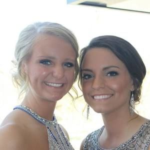 Meet your Posher, Lydia