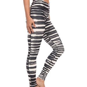 Nike Legendary Zebra Tights