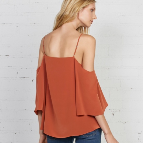 💄🎀Silk Cold Shoulder Top - Picture 2 of 2