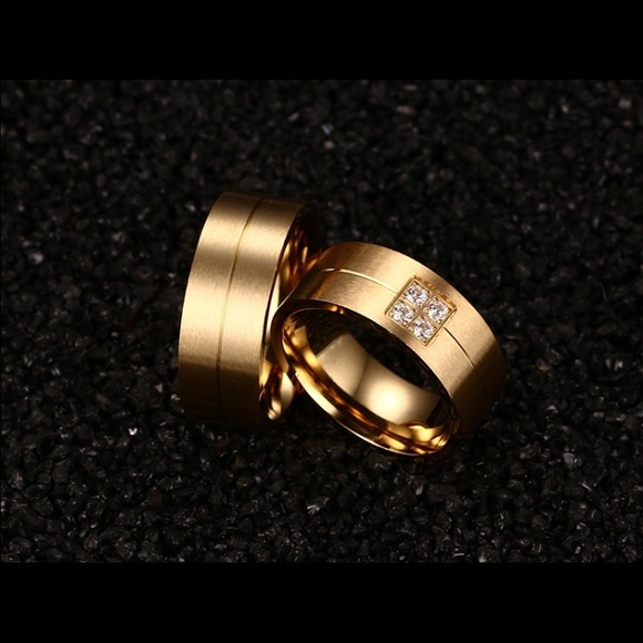 💍 Stainless steel antique gold ring