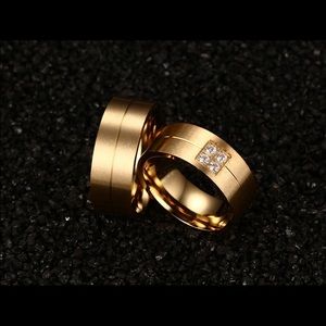 💍 Stainless steel antique gold ring