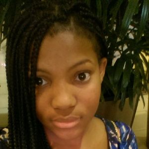 Meet your Posher, Andrea