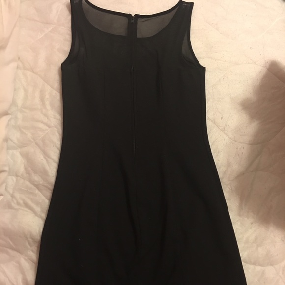 Guess black mini dress 👗 - Picture 2 of 3