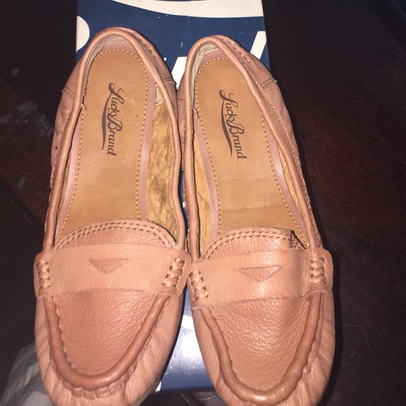 New Lucky Brand Feverton Loafer Sz 7.5M