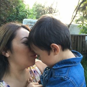Meet your Posher, Gabriela