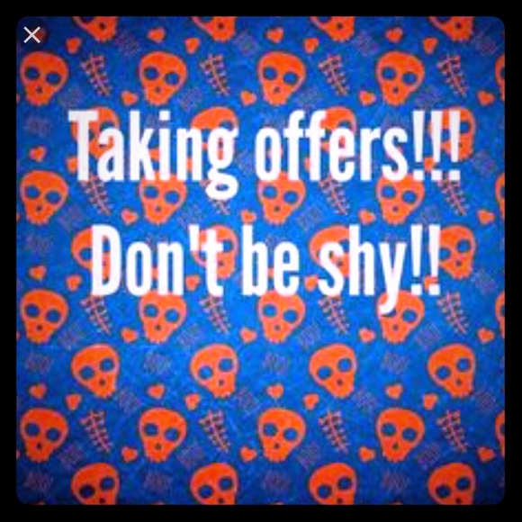Take a moment and browse thru my closet!!!