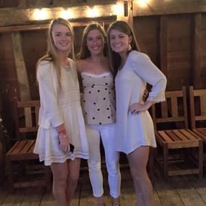 Meet your Posher, Monica