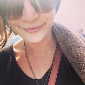 Meet your Posher, Sierra