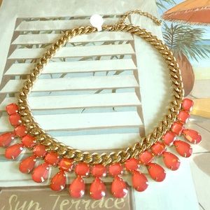 NWT 🎀orange statement necklace 🎀