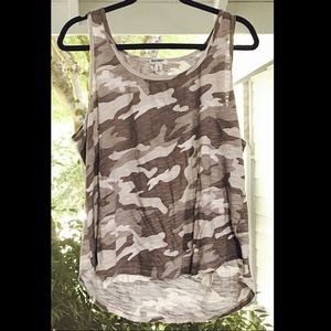 Old Navy Gray Camo Tank