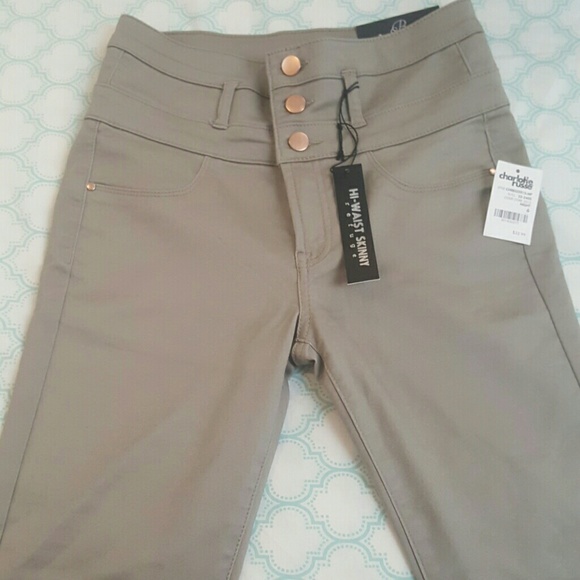 Hi-Waist Skinny jeans