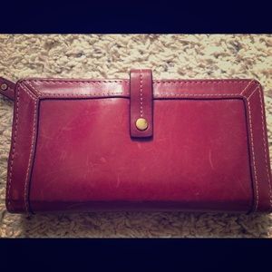 Fuschia Fossil leather wallet