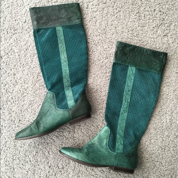 BC Footwear "in the mood" teal laser cut boots 8.5
