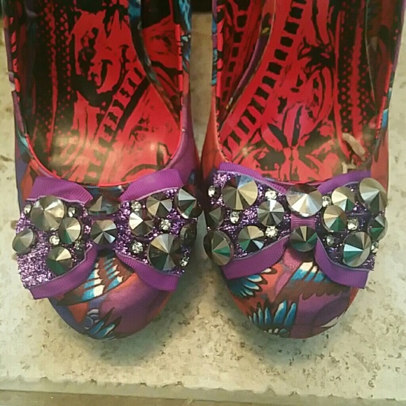 **SOLD** Iron Fist-Jeweled Sparrow Heels - Picture 2 of 4