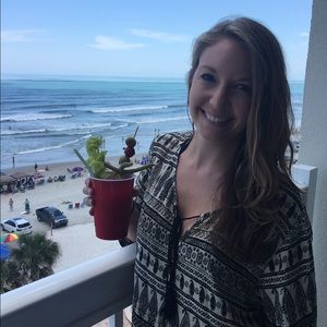 Meet your Posher, Lori