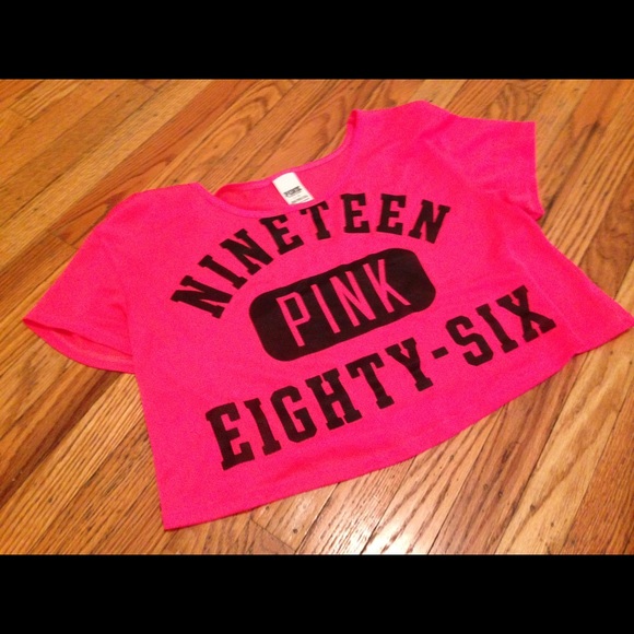 ✨💖vs pink crop top✨💖