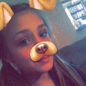 Meet your Posher, Lacey