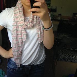 pink chevron scarf